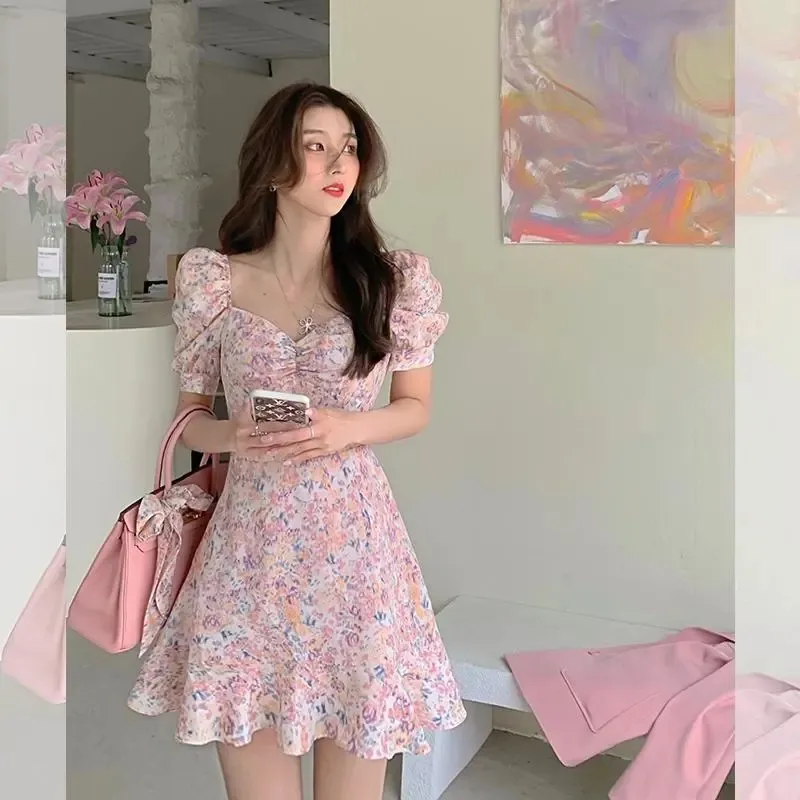 2022Summer new chiffon French floral dress puff sleeve waist-tightaWord short skirt oil painting style square collar