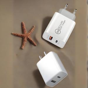 Adaptador de Corriente de 20W con Doble Puerto USB-A + USB-C con Carga Rápida PD3.0 y QC3.0 para Auriculares (Enchufe Estadounidense/Europeo) - Product Image 4