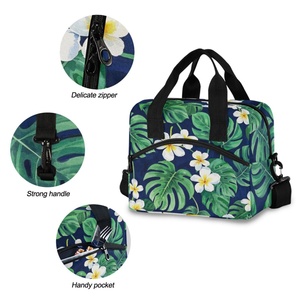 Sac Isotherme Multifonctionnel Grande Capacité en Polyester, Motif Feuilles de Bambou Vertes Personnalisé, Prix de Gros pour Adultes - Product Image 5