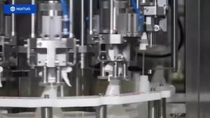 Automatische PET-flesvulfles- en afsluitmachine voor vloeibare cosmetica en persoonlijke verzorging 220V/380V Prijs 2025 - Product Image 6