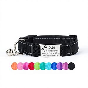 Correa y Collar Personalizados para Perro y Gato, Reflectantes en Negro, Ajustables, con Campana y Placa Metálica Grabada Gratis - Product Image 1
