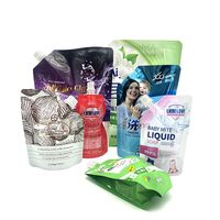 Pochettes de recharge imprimées sur mesure, sacs à bec verseur autoportants pour savon liquide et lessive, en plastique PET/PE durable, emballés en carton