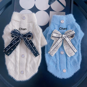 Ropa de Marca para Perros, Suéter Cálido para Mascotas, Broche Clásico para Perros y Gatos, Disfraces Navideños para Cachorros, Abrigos Suaves de Invierno para Mascotas - Product Image 3