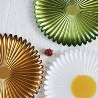 Assiette de présentation en verre doré effet soleil, décorative à pétales radiaux, pour centre de table de mariage, fête, banquet, décoration intérieure