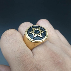 Anillo de Acero Inoxidable Dorado Vintage con Seis Estrellas de <span class=keywords><strong>David</strong></span> para Hombre, Venta al Por Mayor a Precio Económico - Product Image 4