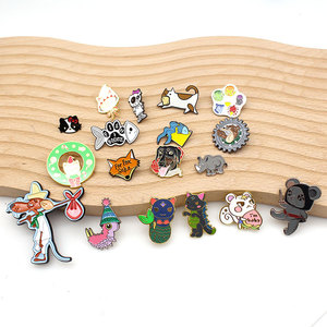 कस्टम डिज़ाइन चिबी कवाई जापान एनीमे स्मारिका ब्रोच लैपल पिन बैज मेटल प्यारा कार्टून चरित्र रैंडम लॉट इनेमल पिन - Product Image 3