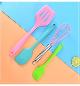 Lot de 5 ustensiles de cuisine en silicone – Spatule, pelle et fouet en silicone pour la cuisson - Product Image 6
