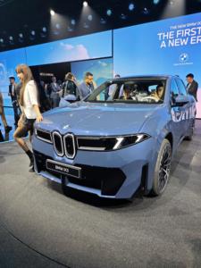 BMW <span class=keywords><strong>IX3</strong></span> 2024 2026 BMW <span class=keywords><strong>IX3</strong></span> Drive EV Auto Elettrica Veicolo a Nuova Energia SUV Prezzo BMW <span class=keywords><strong>IX3</strong></span> - Product Image 2