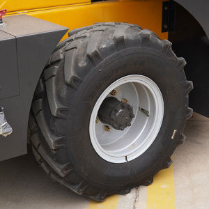 Китайский дешевый сельскохозяйственный телескопический погрузчик с подъемным рычагом, сельскохозяйственный телескопический погрузчик, телескопический погрузчик - Product Image 6