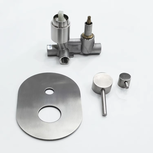 Robinet en acier inoxydable finition or brossé, robinet <span class=keywords><strong>de</strong></span> salle <span class=keywords><strong>de</strong></span> bain à double poignée avec inverseur et <span class=keywords><strong>plaque</strong></span> arrière, robinet en acier inoxydable - Product Image 3