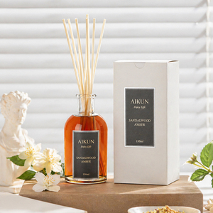 Aikun - Juego de Difusor de Aromas con Botella de Vidrio Transparente de 150 ml y Caja de Color Marfil, Respuesta Rápida, Muestra en 3 Días, Envío en 7 Días, para Marcas de Nicho, Decoración de Dormitorios - Product Image 1