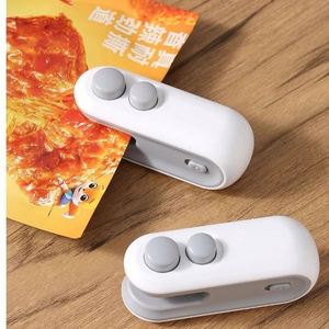 Scelleuse thermique portable USB rechargeable pour sacs en plastique, mini-scelleuse domestique anti-explosion pour snacks - Product Image 4
