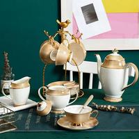 Ensemble de tasses à thé en porcelaine osseuse de style grec/avec un motif plaqué or et bord doré/disponible en 6, 12 et 21 pièces