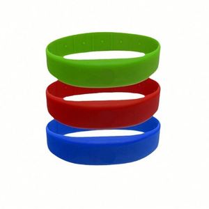 Pulsera de Silicona Personalizada para Tarjetas de Fitness, Brazalete para Sauna con Sensor NFC Resistente al Agua - Product Image 6