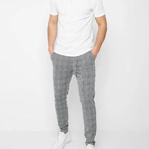 กางเกงขายส่งแฟชั่นใหม่สำหรับผู้ชาย ผ้าโพลีเอสเตอร์ ทรงซิป สีเทาเข้ม ลายสก็อต พร้อมเข็มขัดแบบหัวเข็มขัดในตัว - Product Image 2