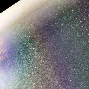 Film de laminage thermique transparent holographique 3D Shooting Star 330 mm * 200 m, film de laminage thermique transparent pour animaux de compagnie, film de laminage thermique transparent pour animaux de compagnie - Product Image 2
