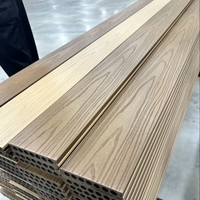 Hochwertige Moderne Umweltfreundliche Wasserdichte Holz-Kunststoff-Verbund-Terrassendielen Außenbodenbelag für Garten Park Pool Terrasse