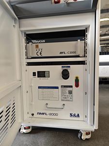 เครื่องเชื่อมเลเซอร์ 5 in 1 กำลังไฟ 1000W/1500w ระบบระบายความร้อนด้วยน้ำ สำหรับตู้เหล็กสแตนเลส 1000w 1500w 2000w เครื่องเชื่อมไฟเบอร์เลเซอร์แบบทำความสะอาด - Product Image 4
