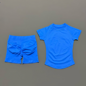 Set da Palestra 2 Pezzi per <span class=keywords><strong>Donna</strong></span>, Top a Maniche Corte Senza Cuciture in Maglia e Pantaloncini Sportivi per Yoga, Fitness e Corsa - Product Image 4