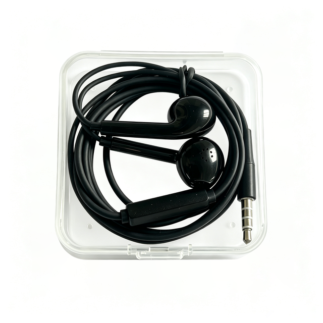 New Arrival Hot Selling HD Call 3.5mm Wired In-Ear Earphones SM-7 Quad-core Sound Unit Stereo Gaming Headset 1.2m Cord TPE