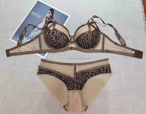 Venta al por mayor francés ahueca hacia fuera transparente Cheetah estampado fruncido Sexy transpirable ultrafino Lencerí<span class=keywords><strong>a</strong></span> reunión sujetador conjunto ropa interior - Product Image 6