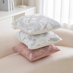 Ready to Ship Wholesale 18*18 <strong>Sequin</strong> Geometric <strong>Cushion</strong> Cover Plain Faux Fur Decor Pillow Cases - Product Image 3