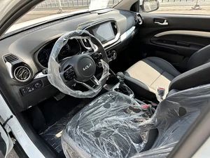 <span class=keywords><strong>Kia</strong></span> <span class=keywords><strong>Stonic</strong></span> 2026 1.4L Automático |   Hecho en China |   <span class=keywords><strong>Nuevo</strong></span> y Usado Disponible |   Pantalla CarPlay de 8 Pulgadas |   SUV de bajo consumo para desplazamientos urbanos - Product Image 6