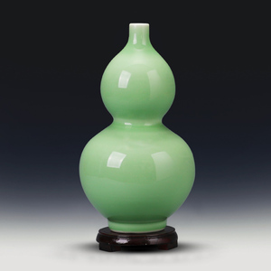 Venta al por mayor de jarrón de lujo ligero, jarrón de cerámica artístico para flores, vaso de porcelana en forma de calabaza celadón para decoración del hogar - Product Image 2