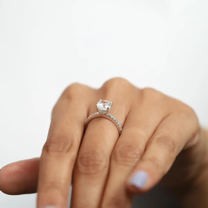 Anillo de Compromiso y Boda con Diamante Cultivado en Laboratorio, Corte Cojín, Certificado IGI, Diseño de Eternidad Completa, Oro Sólido de 14K, Joyería Solitaria - Product Image 3