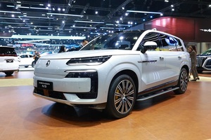 BYD Denza N9 DM รถไฮบริดขนาดใหญ่202กม. ช่วง5ประตู6ที่นั่งปลั๊กอิน2025ไฮบริด2.0 <span class=keywords><strong>T</strong></span> <span class=keywords><strong>3</strong></span>มอเตอร์ AWD SUV Denza รถ N9 - Product Image 2