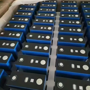 Batterie solaire rechargeable au lithium-ion de grade A 3.2V 314Ah Lifepo4 Cell Cornex 314ah prismatique pour voiturette de golf et <span class=keywords><strong>ESS</strong></span> domestique de 15KWH - Product Image 5