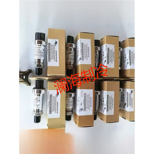 เซ็นเซอร์วัดแรงดันยอร์ค 025W28678-114 เครื่องส่งสัญญาณแรงดันแดนฟอสส์ IP65 สำหรับตู้เย็นอัจฉริยะ - Product Image 1