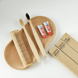 Kit de Higiene Pessoal Personalizado para Hotéis: Conjunto Ecológico de Bambu com Caixa Descartável de Papel Kraft para Hóspedes – Kit Dental e Touca de Banho - Product Image 3