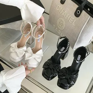 Sepatu Pumps singkat sepatu wanita hak tinggi krem 2023 sepatu sandal Chunky ujung persegi Mary Jane sepatu gaya klasik bermerek manis