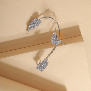 Orecchini pendenti con Micro frumento in zircone intarsiato orecchini con Clip in osso per donne di lusso leggero e personalità semplice - Product Image 5