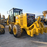 Niveleuse Caterpillar 140H d'occasion pratique, heures de fonctionnement moyennes, composants essentiels intactes pour l'ingénierie civile