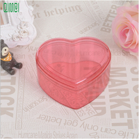 Vente en gros Boîte d'emballage en PVC transparent en forme de cœur Boîtes cadeaux en plastique acrylique Plateaux pour l'emballage de bonbons Gâteries au chocolat doux