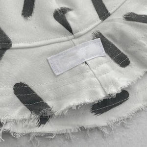 Chapeau de plage élégant conçu par le fabricant, 100% coton pur, imprimé floral en denim, brodé, unisexe - Product Image 4