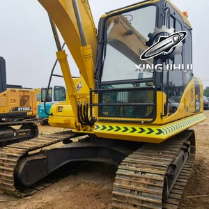 Excavatrice d'occasion Komatsu 130-7, marque japonaise d'origine, 13 tonnes, sur chenilles en caoutchouc, grande taille, modèle 2023, godet de 0,65 m, moteur - Product Image 2