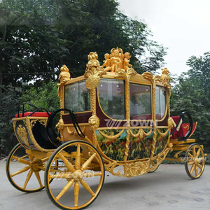 Calèche royale dorée en relief avec décor de peinture à l'huile classique pour mariage et visites touristiques - Product Image 4