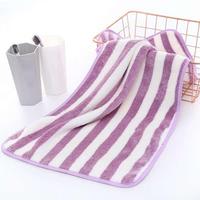 Lot de Cinq Serviettes Cadeau en Microfibre Effet Vague Corail, Rayées Épaissies Ultra-Absorbantes Séchage Rapide pour Maison, Spa, Voyage, Visage et Mains