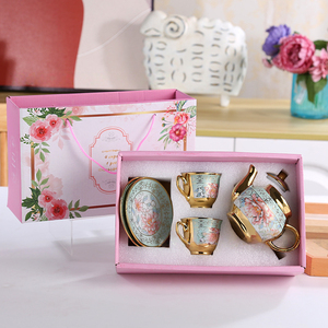 Expédition rapide Chine Tasse À Café Ensemble Européen Plaqué Or En Céramique Café et Thé Tasses Ensemble Cadeau avec Soucoupe et Théière - Product Image 5