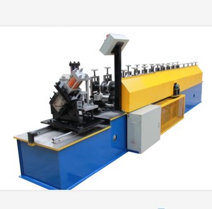 Máquina formadora de rollos <span class=keywords><strong>C</strong></span> purlin, línea de formación de rollos en frío de canal <span class=keywords><strong>c</strong></span> - Product Image 4