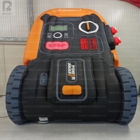 Modèle publicitaire de tondeuse à gazon robotisée géante gonflable LED personnalisée pour la promotion d'équipements/marques/expositions