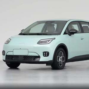 Auto Elettrica Compatta GAC AION UT 2025 330 <span class=keywords><strong>Star</strong></span> Glory a 5 Posti Prodotta in Cina per Uso Quotidiano in Città - Product Image 1