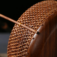 Panier de rangement rond artisanal en noyer et rotin, style chinois, écologique, laqué, avec couvercle et poignée violette, idéal pour pique-nique et marché
