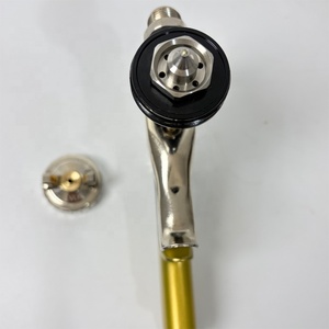 Pistolet de pulvérisation ROKO H-902 Or Noir LVLP, pulvérisateur de peinture à air comprimé OEM, buse de <span class=keywords><strong>1</strong></span>,3 mm, gobelet de 600 ml, alliage d'aluminium - Product Image 4