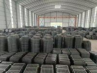 Grille de drainage en fonte ductile robuste pour la construction routière, haute qualité, directement de l'usine, services de fonderie B125 C250 D400