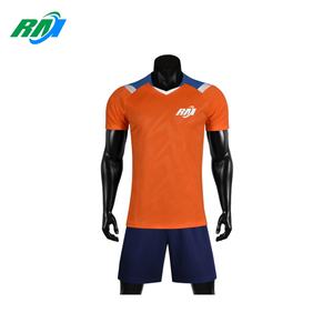 Uniforme de Fútbol Personalizado para Adultos, Popular, de Alta Calidad y Económico, Bordado, para Partidos, Venta al Por Mayor de Fábrica 25-26 - Product Image 1