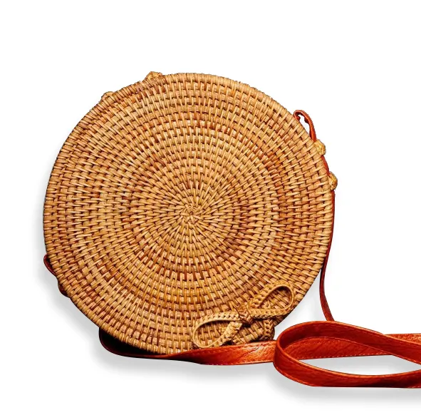 Wholesale new design round handmade bamboo straw crossbody bag women beach woven rattan bag